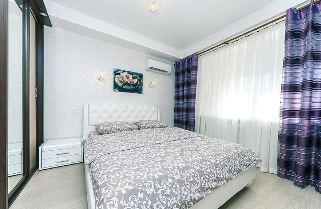 Apartment Baseina Khreschatyk Kiev Ngoại thất bức ảnh